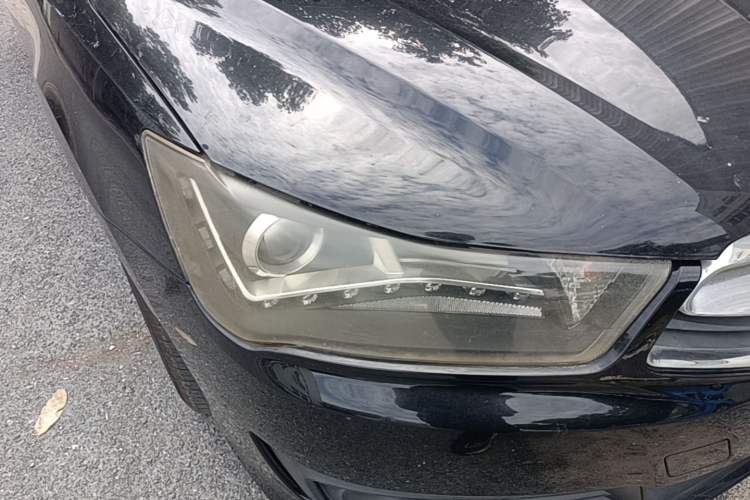 Used Citroen C-Quatre 2013 Sedan 1.6L Manual - Prestige Model Right Front Headlight