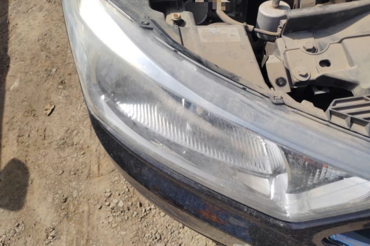 Used Citroen C-Quatre 2013 1.6L Manual Prestige CNG Model Right Front Headlight