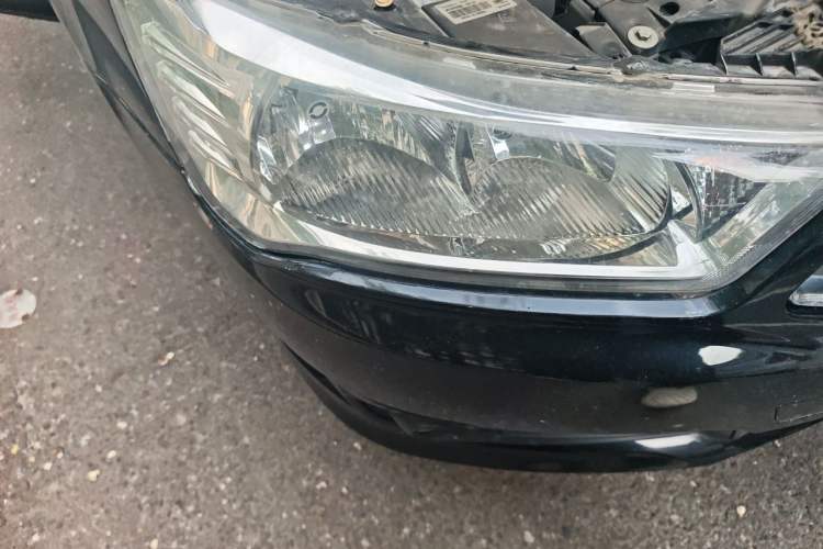Used Citroen C-Quatre 2013 1.6L Manual Prestige CNG Model Right Front Headlight