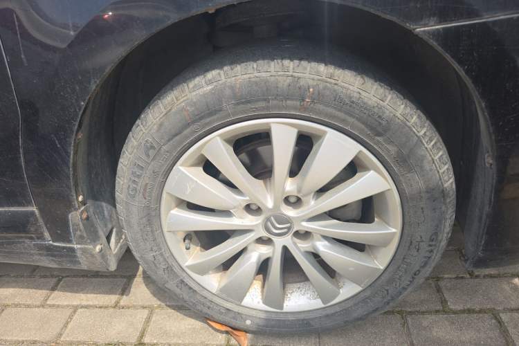 Used Citroen C-Quatre 2013 Sedan 1.6L Manual Enjoyment Model Right Front Wheel Hub