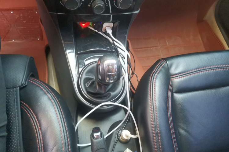 Used Citroen C-Quatre 2013 Sedan 1.6L Manual - Prestige Model Gear Lever