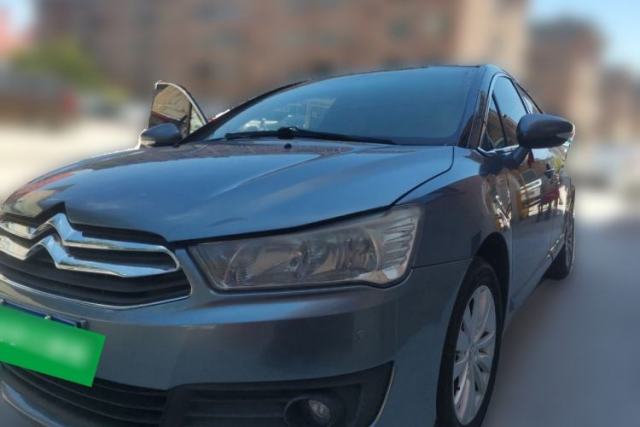 Ojetý Citroen C-Quatre 2013 Sedan 1.6L Manual - Prestige Model