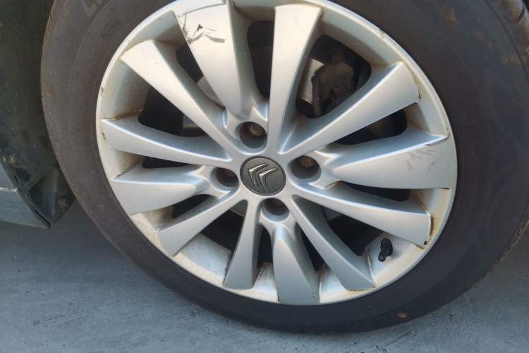 Used Citroen C-Quatre 2013 Sedan 1.6L Manual - Prestige Model Right Front Wheel Hub
