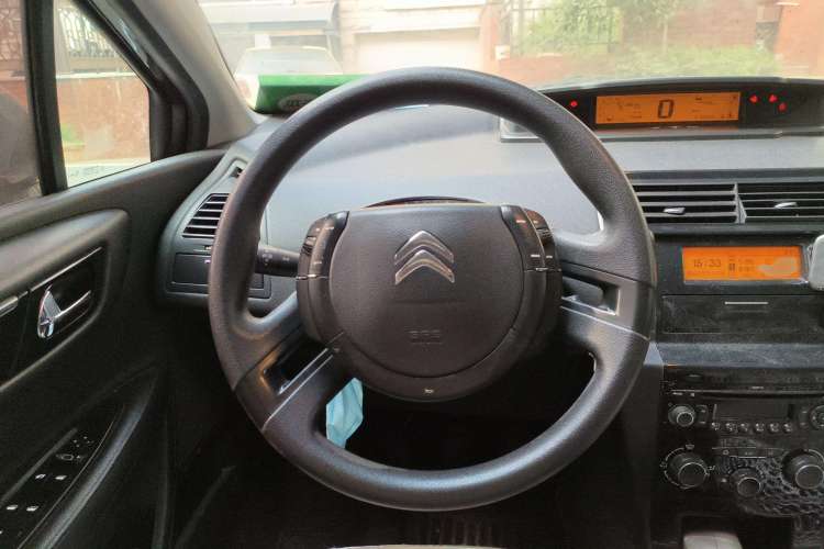 Used Citroen C-Quatre 2013 Sedan 1.6L Manual - Prestige Model Steering Wheel