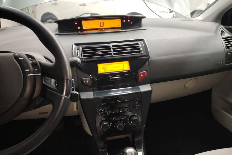Used Citroen C-Quatre 2013 Sedan 1.6L Manual - Prestige Model Audio And AC Panel