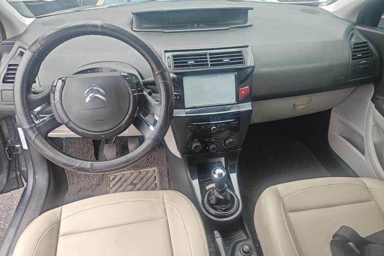 Used Citroen C-Quatre 2013 Sedan 1.6L Manual - Prestige Model Center Console