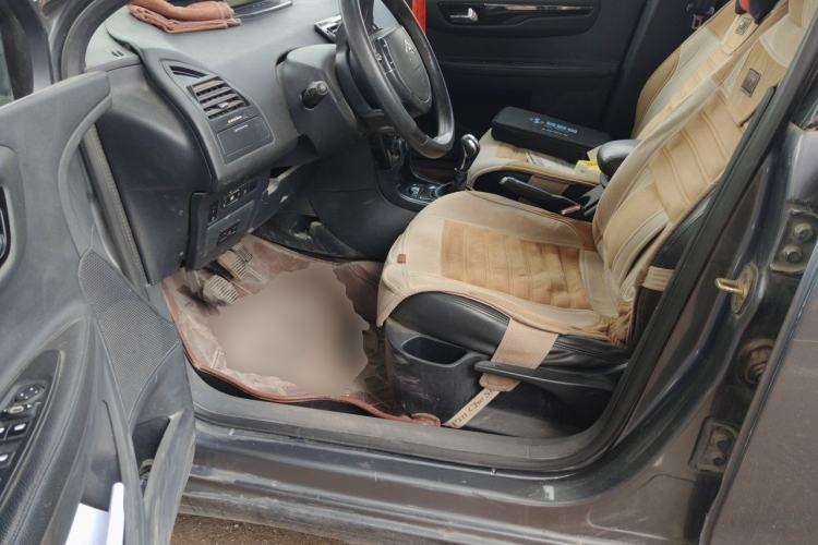 Used Citroen C-Quatre 2013 1.6L Manual Prestige CNG Model Driver Seat