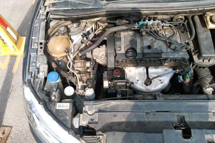 Used Citroen C-Quatre 2013 1.6L Manual Prestige CNG Model Engine Bay Right