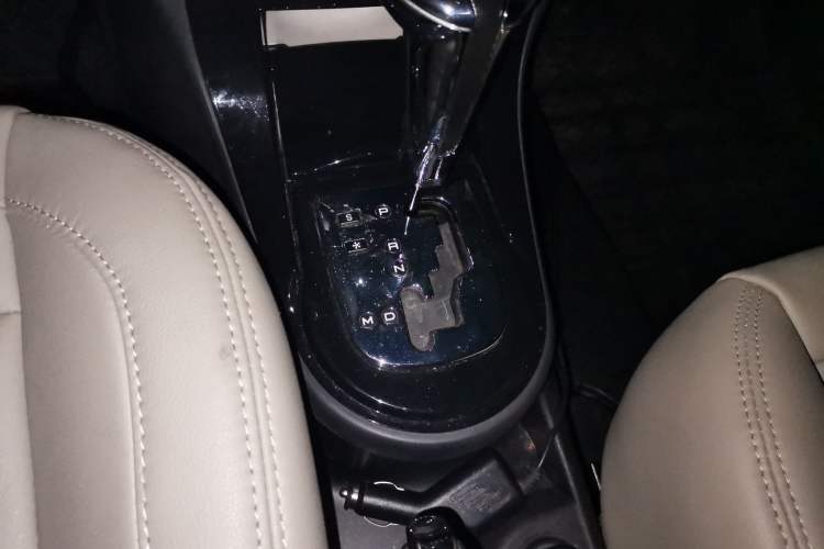 Used Citroen C-Quatre 2013 Sedan 1.6L Automatic Prestige Model Gear Lever