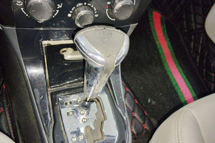 Used Citroen C-Quatre 2013 Sedan 1.6L Automatic Prestige Model Gear Lever
