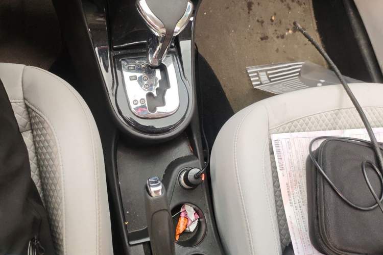 Used Citroen C-Quatre 2013 Sedan 1.6L Automatic Prestige Model Gear Lever