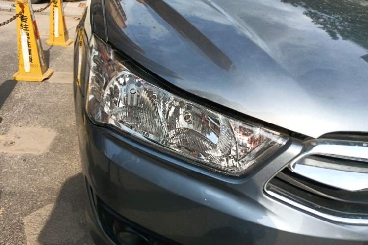 Used Citroen C-Quatre 2013 1.6L Manual Prestige CNG Model Right Front Headlight