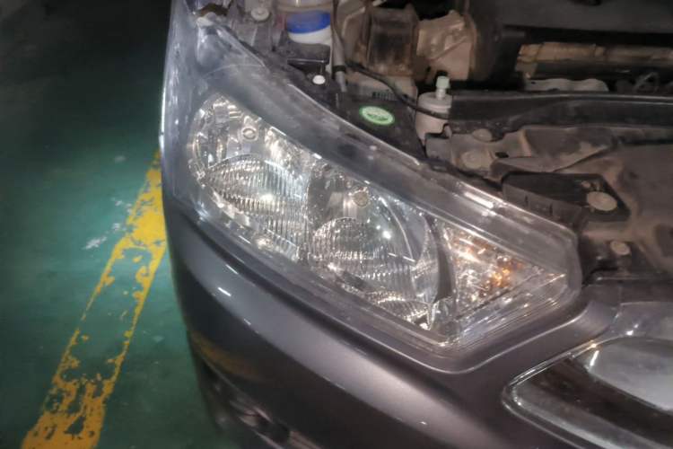 Used Citroen C-Quatre 2013 Sedan 1.6L Automatic Prestige Model Right Front Headlight