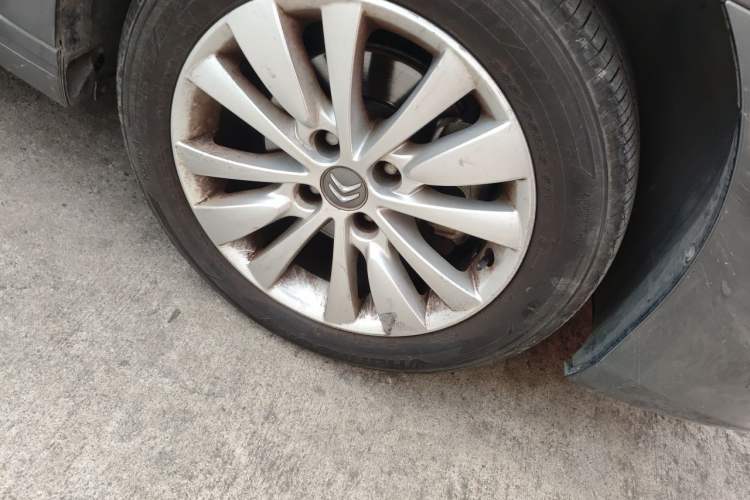 Used Citroen C-Quatre 2013 Sedan 1.6L Automatic Prestige Model Right Front Wheel Hub