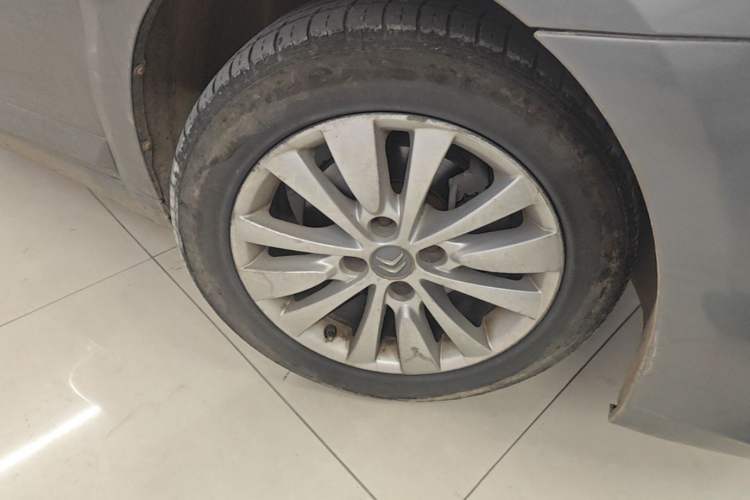 Used Citroen C-Quatre 2013 Sedan 1.6L Manual Enjoyment Model Right Front Wheel Hub