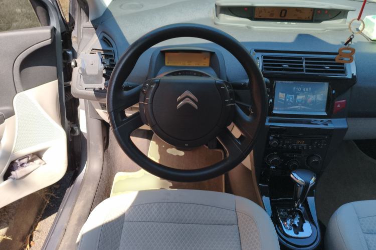 Used Citroen C-Quatre 2013 Sedan 1.6L Automatic Prestige Model Steering Wheel