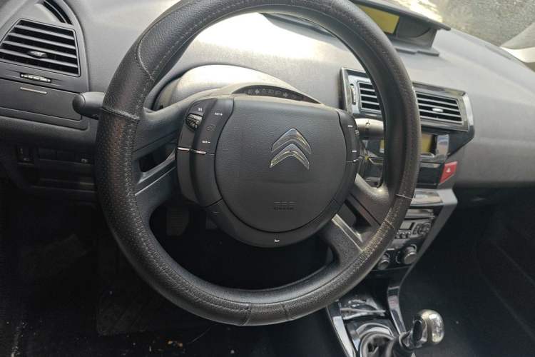 Used Citroen C-Quatre 2013 Sedan 1.6L Manual - Prestige Model Steering Wheel