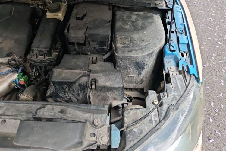 Used Citroen C-Quatre 2013 Hatchback 1.6L Automatic LeShang Model Engine Bay Left