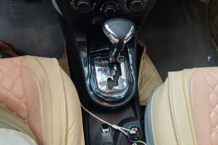 Used Citroen C-Quatre 2013 Hatchback 1.6L Automatic LeShang Model Gear Lever