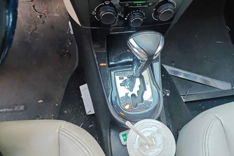 Used Citroen C-Quatre 2013 Sedan 1.6L Automatic Prestige Model Gear Lever