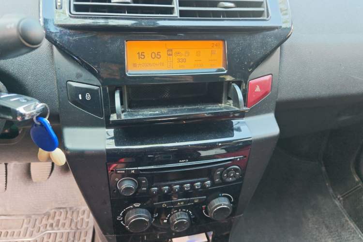 Used Citroen C-Quatre 2013 Sedan 1.6L Manual - Prestige Model Audio And AC Panel