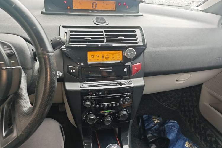 Used Citroen C-Quatre 2013 Sedan 1.6L Manual - Prestige Model Audio And AC Panel