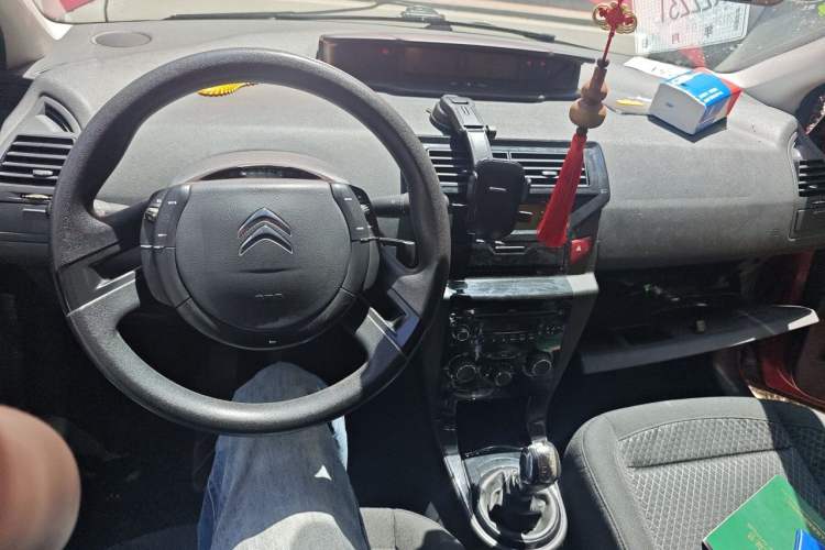 Used Citroen C-Quatre 2013 CROSS 1.6L Manual Center Console