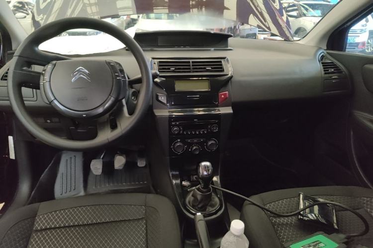 Used Citroen C-Quatre 2013 Sedan 1.6L Manual - Prestige Model Center Console