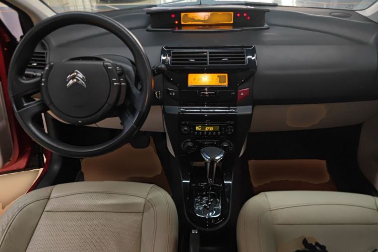 Used Citroen C-Quatre 2013 Hatchback 1.6L Automatic LeShang Model Center Console