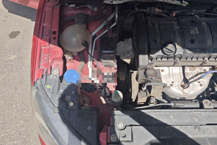 Used Citroen C-Quatre 2013 CROSS 1.6L Manual Engine Bay Right