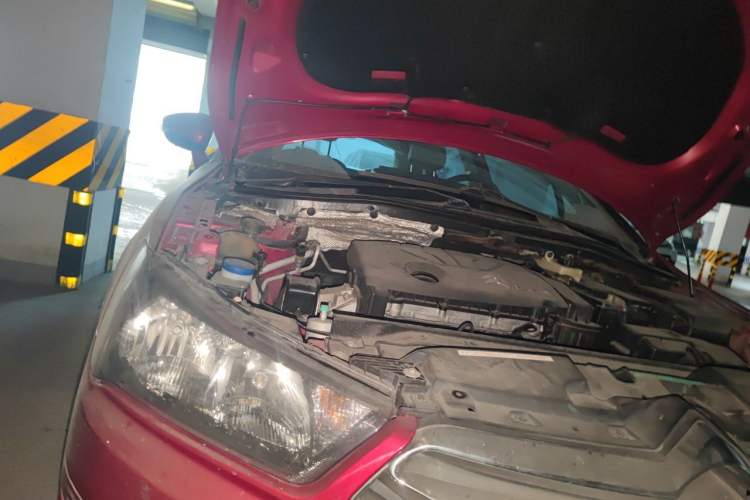 Used Citroen C-Quatre 2013 Hatchback 1.6L Automatic Enjoyment Model Engine Bay Right