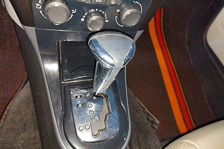 Used Citroen C-Quatre 2013 Hatchback 1.6L Automatic LeShang Model Gear Lever