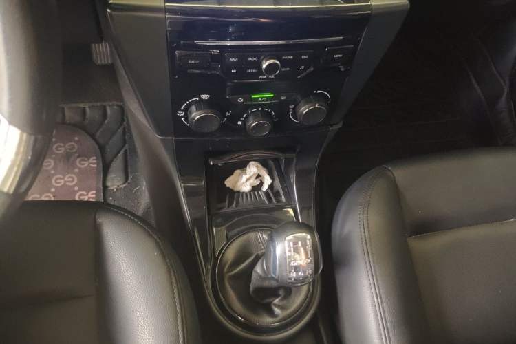 Used Citroen C-Quatre 2013 Sedan 2.0L Manual - Joyful Edition Gear Lever