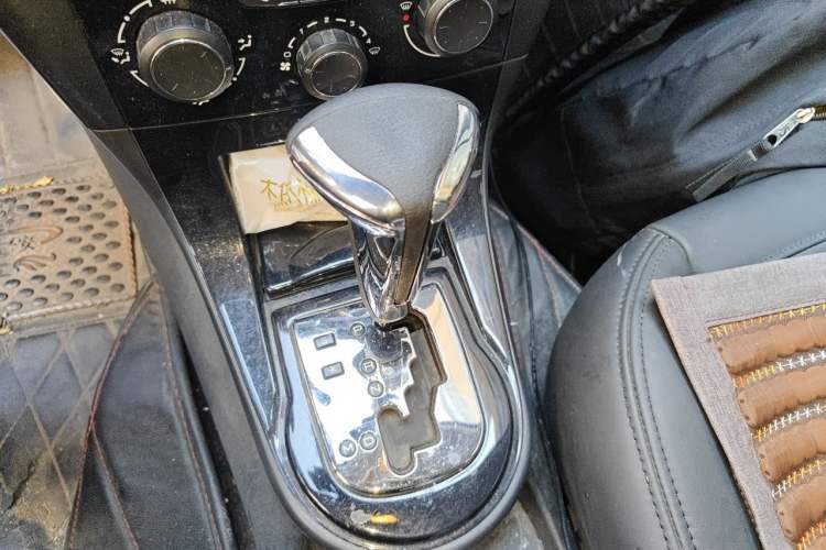 Used Citroen C-Quatre 2013 Sedan 1.6L Automatic Prestige Model Gear Lever