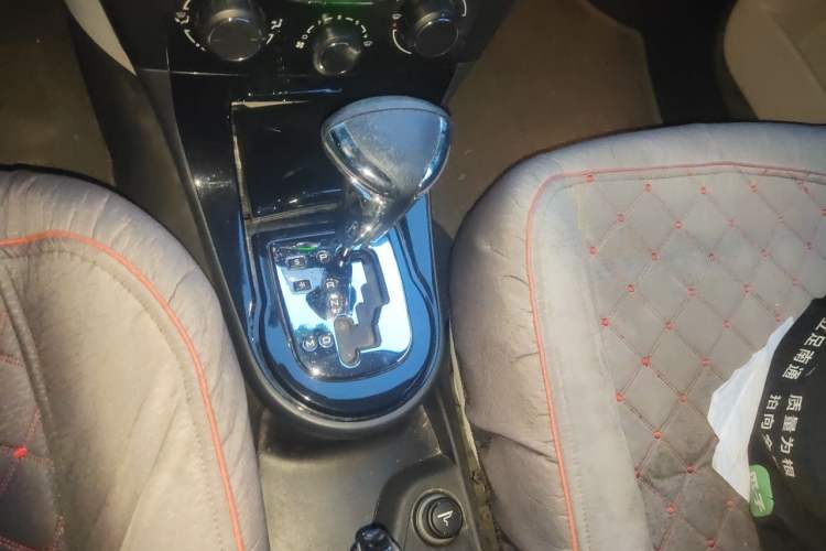 Used Citroen C-Quatre 2013 Hatchback 1.6L Automatic LeShang Model Gear Lever