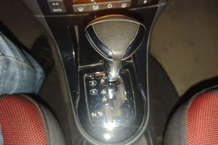 Used Citroen C-Quatre 2013 Sedan 1.6L Automatic Enjoyment Model Gear Lever