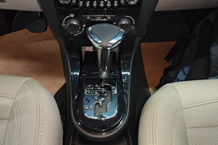 Used Citroen C-Quatre 2013 Hatchback 1.6L Automatic LeShang Model Gear Lever