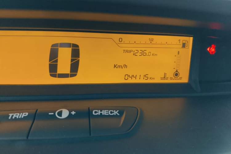Used Citroen C-Quatre 2013 Sedan 1.6L Automatic Prestige Model Odometer Close Up