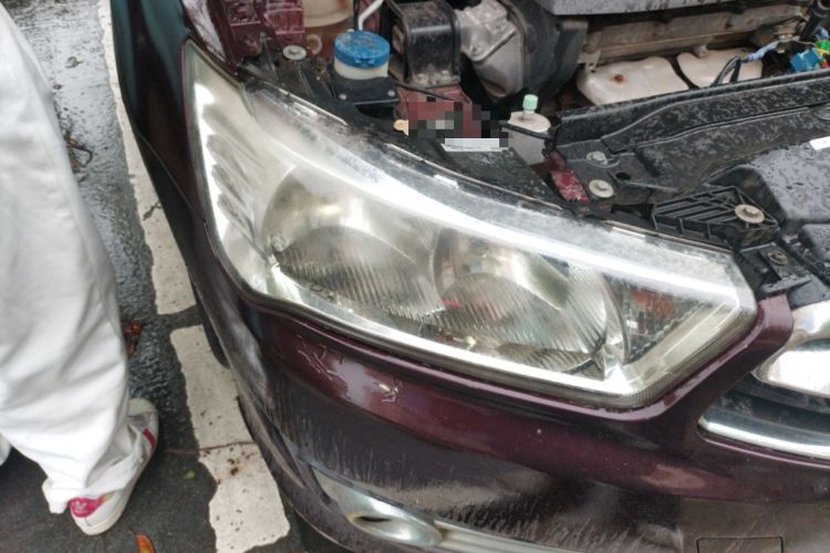Used Citroen C-Quatre 2013 Sedan 1.6L Automatic Prestige Model Right Front Headlight