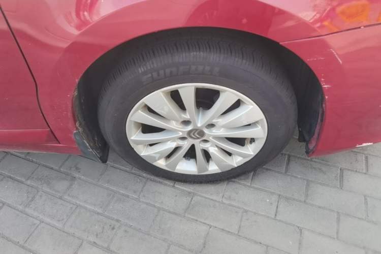 Used Citroen C-Quatre 2013 Hatchback 1.6L Automatic LeShang Model Right Front Wheel Hub