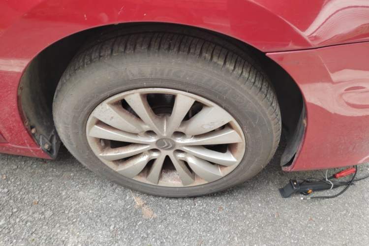 Used Citroen C-Quatre 2013 Sedan 1.6L Manual - Prestige Model Right Front Wheel Hub
