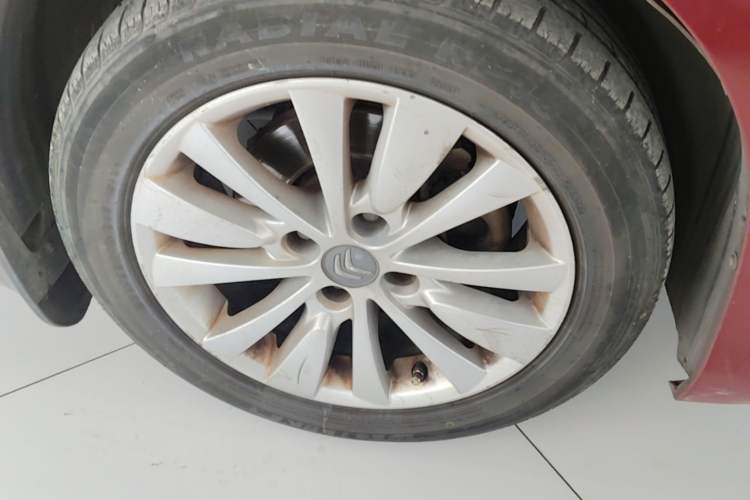 Used Citroen C-Quatre 2013 Sedan 1.6L Automatic Prestige Model Right Front Wheel Hub