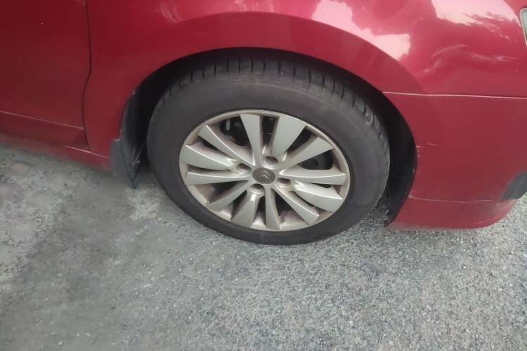 Used Citroen C-Quatre 2013 Hatchback 1.6L Automatic LeShang Model Right Front Wheel Hub