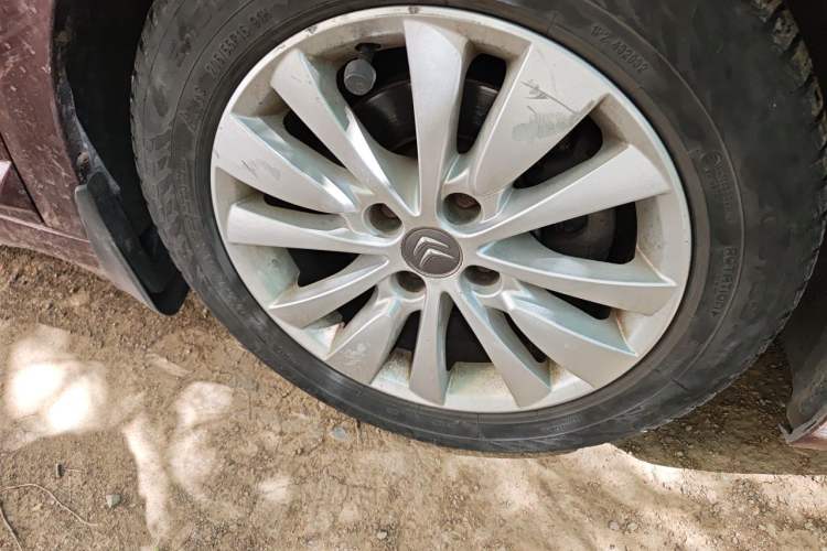 Used Citroen C-Quatre 2013 Sedan 1.6L Automatic Prestige Model Right Front Wheel Hub