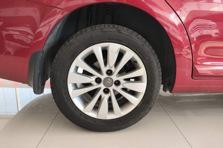 Used Citroen C-Quatre 2013 Sedan 1.6L Automatic Prestige Model Right Rear Wheel Hub