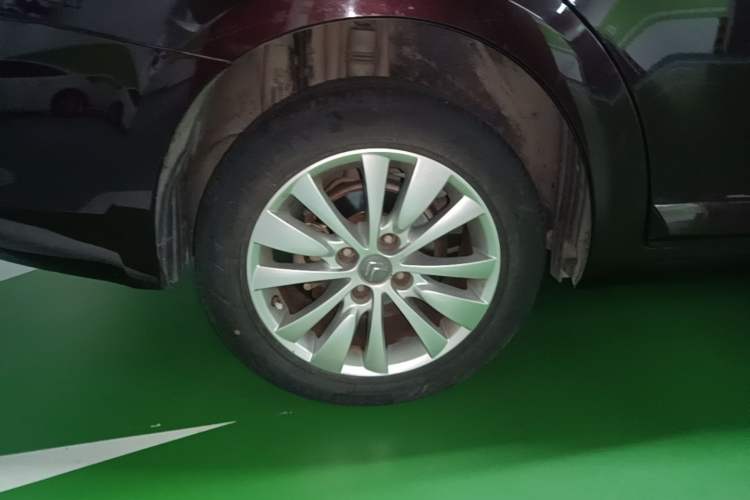 Used Citroen C-Quatre 2013 Sedan 1.6L Manual - Prestige Model Right Rear Wheel Hub