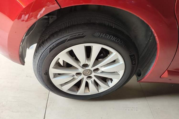 Used Citroen C-Quatre 2013 Hatchback 1.6L Automatic LeShang Model Right Rear Wheel Hub