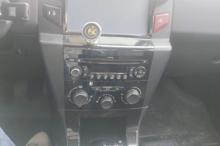 Used Citroen C-Quatre 2013 Sedan 1.6L Manual - Prestige Model Audio And AC Panel