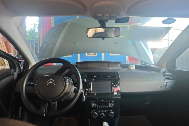 Used Citroen C-Quatre 2013 Sedan 1.6L Manual - Prestige Model Center Console