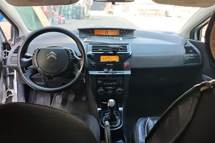 Used Citroen C-Quatre 2013 Sedan 1.6L Manual - Prestige Model Center Console